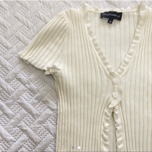 Cream Front Button Ribbed Top Size Small - Picture 2 of 2